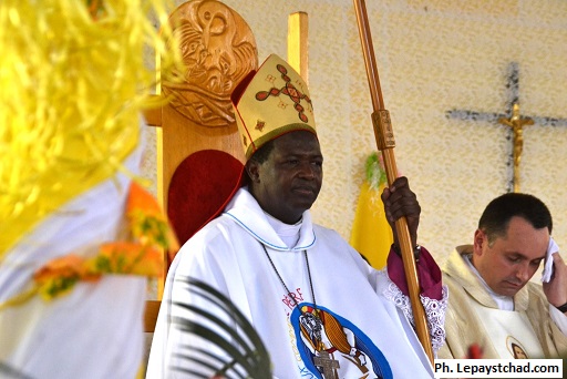 Reportage : Mgr Edmond Djitangar archevêque métropolitain a pris officiellement fonction