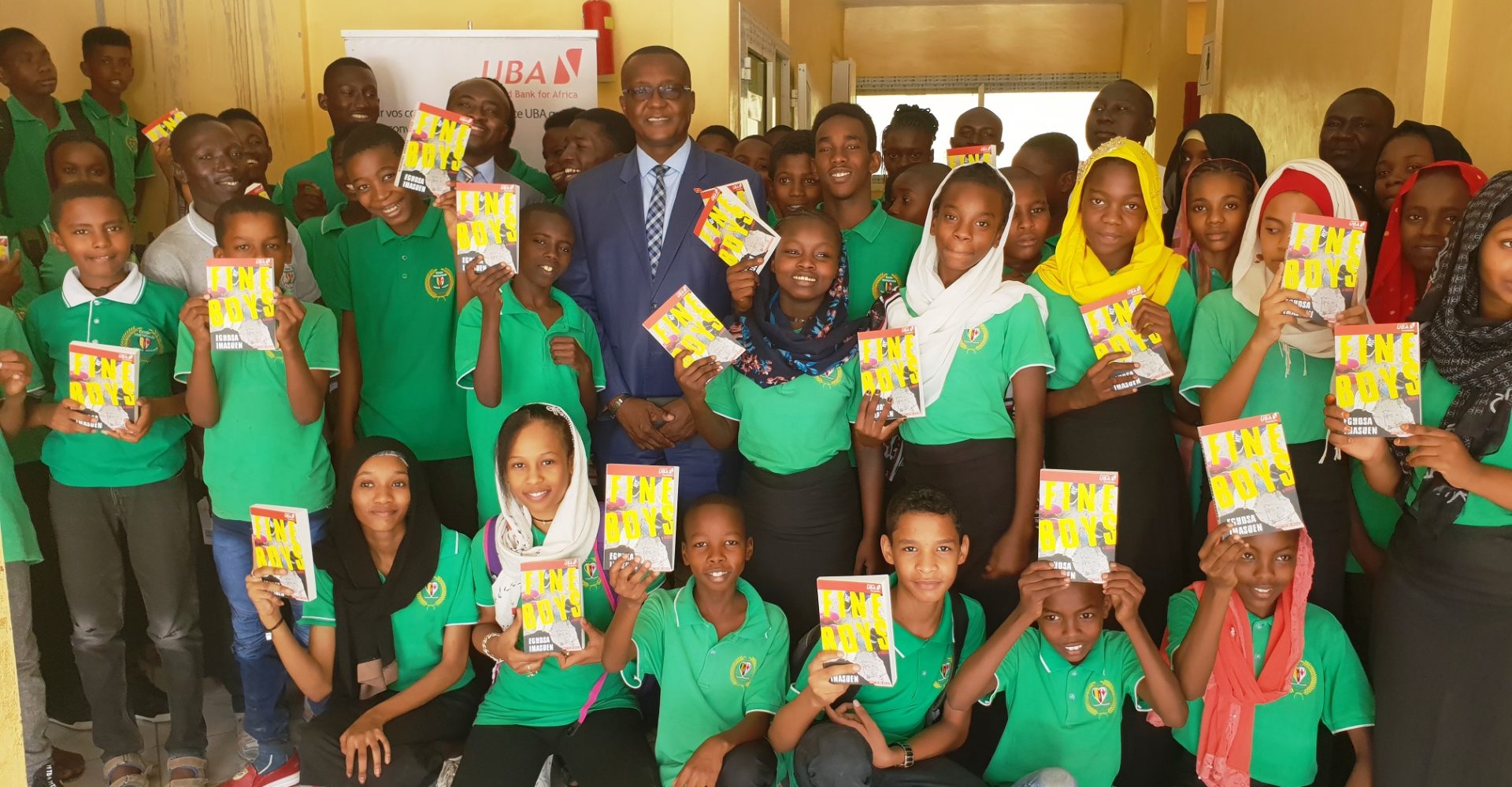 La Fondation UBA octroie 300 livres à l’Ecole tchado-canadienne 1