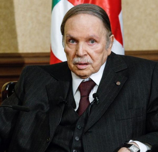 Algérie: Bouteflika a remis sa démissionné