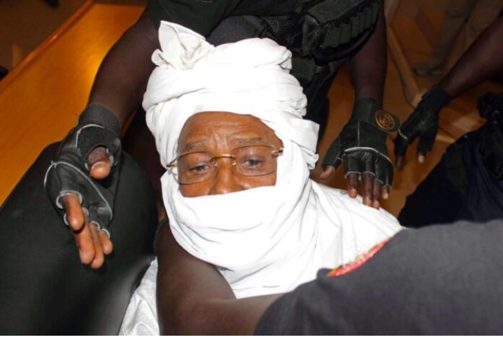 Hissein Habré s’est fracturé le bras 1
