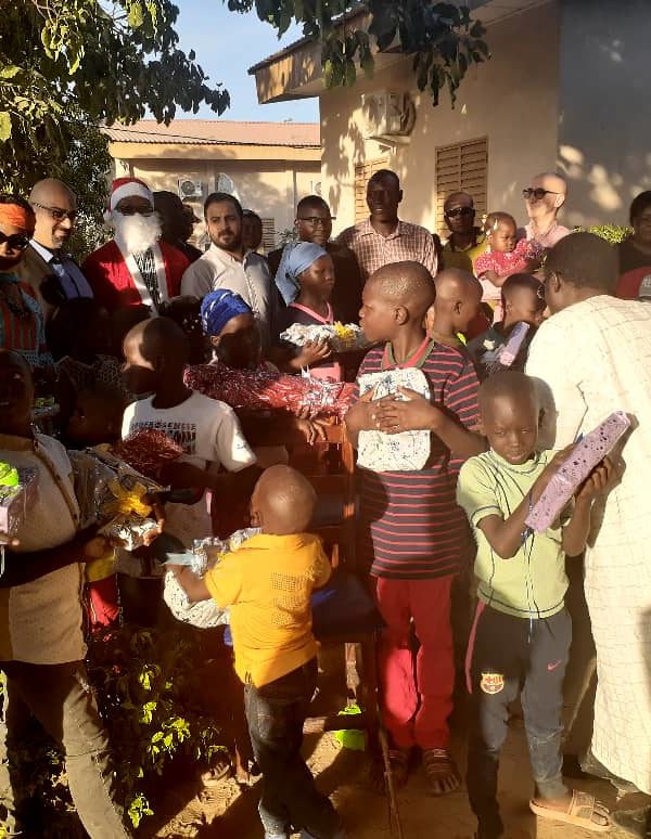 Premier Bet Tchad donne du sourire aux enfants du village Sos