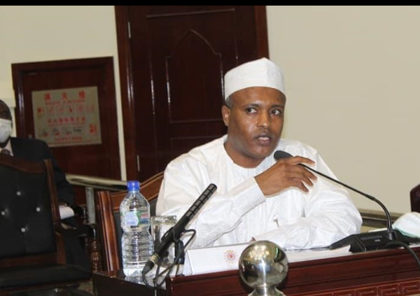 « Si des regroupements devraient dépasser 50 personnes, il faut porter des masques et respecter la distanciation sociale si possible»: Abdoulaye Sabre Fadoul