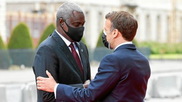 Paris tente de sauver l’Afrique de l’asphyxie financière