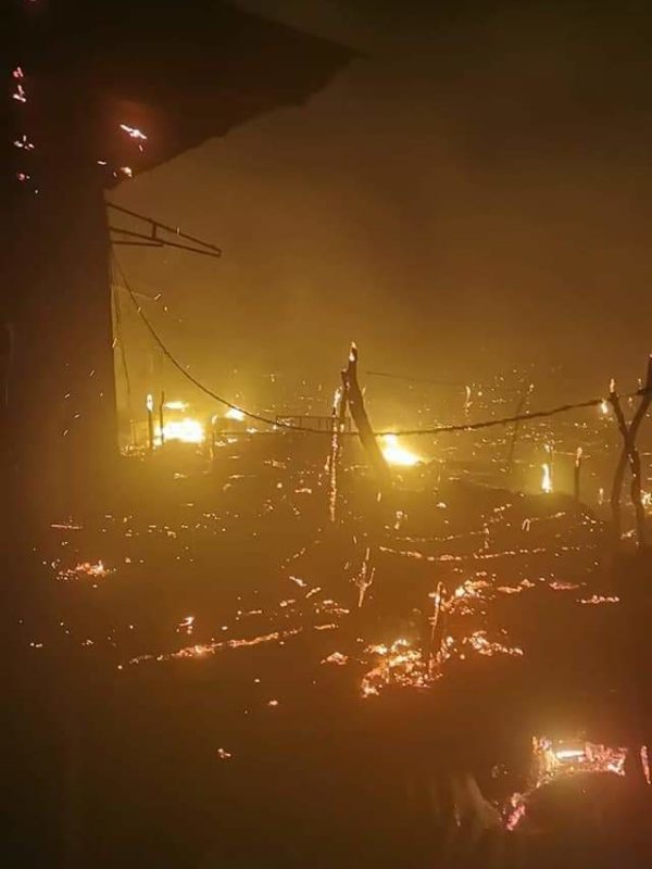 Le marché central d’Abéché en feu
