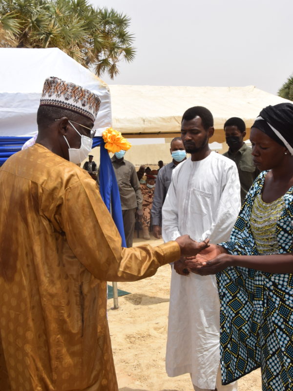 La Cité Bohoma, rebaptisée Cité Maréchal Idriss Déby Itno remise aux bénéficiaires