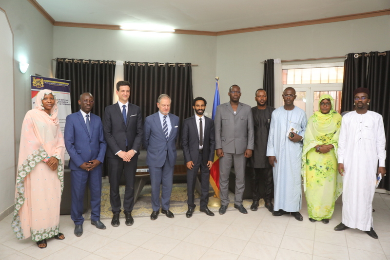 Entrevue entre l'Ambassadeur de France au Tchad et le ministre de la jeunesse et des sports sur le volontariat 1