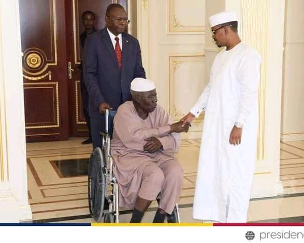 Mahamat Idriss Deby reçoit Garondé Djarma