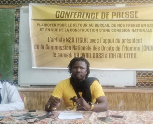 L’artiste N2A  plaide  pour le retour des  exilés du 20 octobre 2022