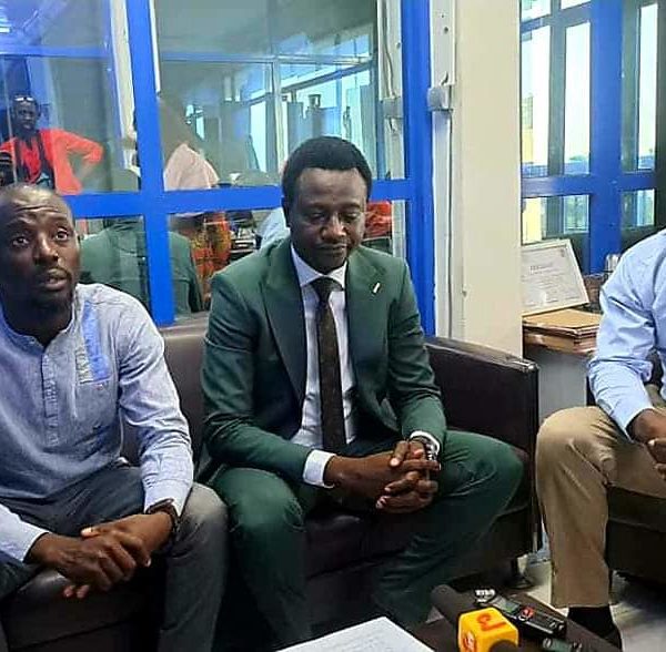 Le collectif des avocats de la Société Neg fustige la   déclaration faite par les avocats de la Société Airtel Tchad