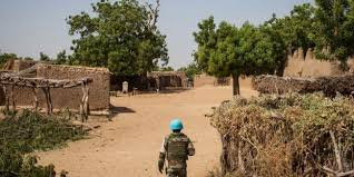 Mali : un Casque bleu tué et huit autres grièvement blessés dans une attaque 1