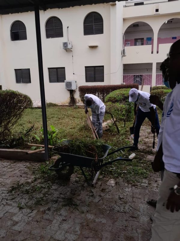 Journée mondiale de nettoyage : les volontaires de Cidh ont nettoyé les locaux de l’hôpital Tchad-Chine