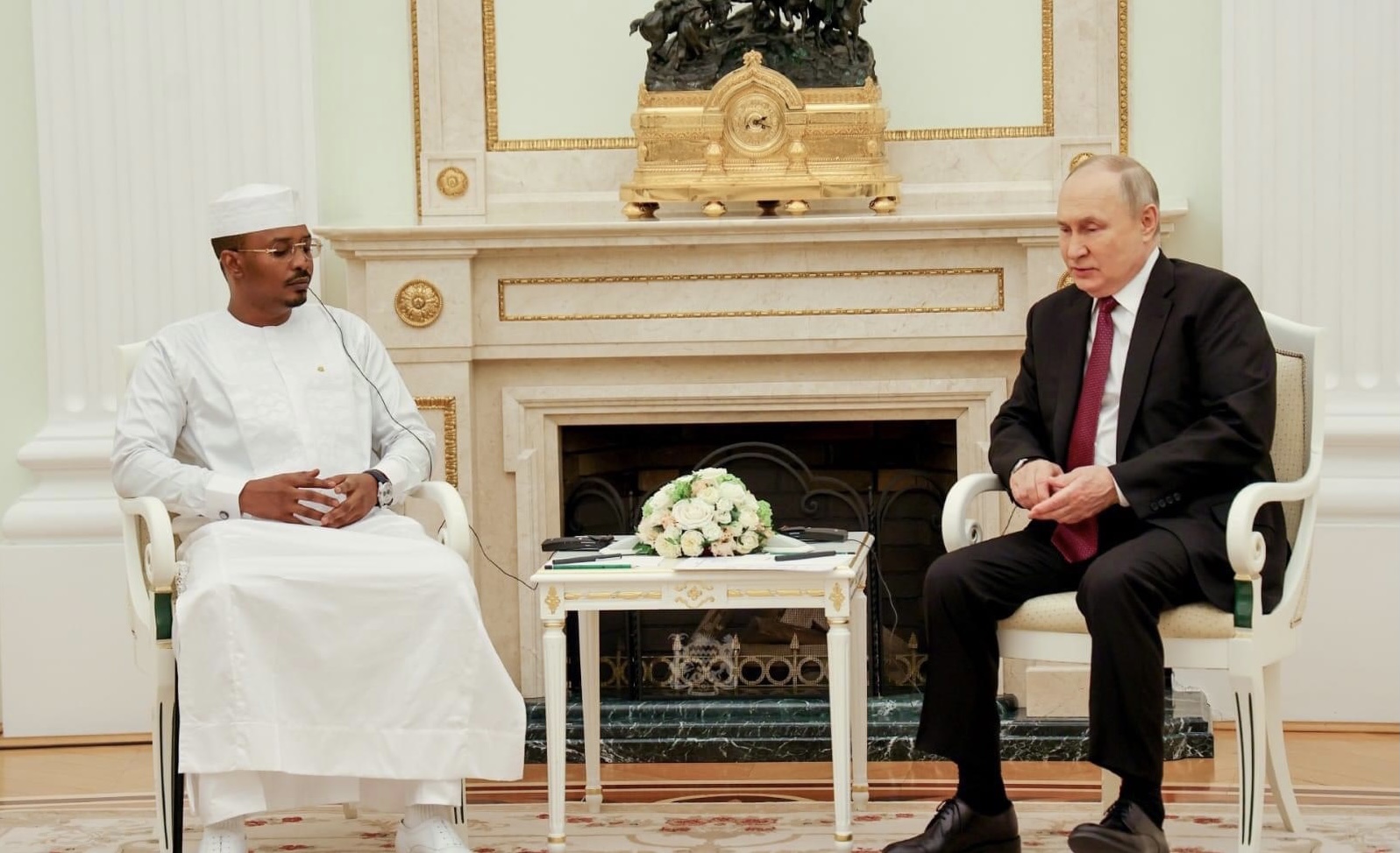 Mouscou : tête à tête entre Vladimir Poutine et Mahamat Idriss Deby 1