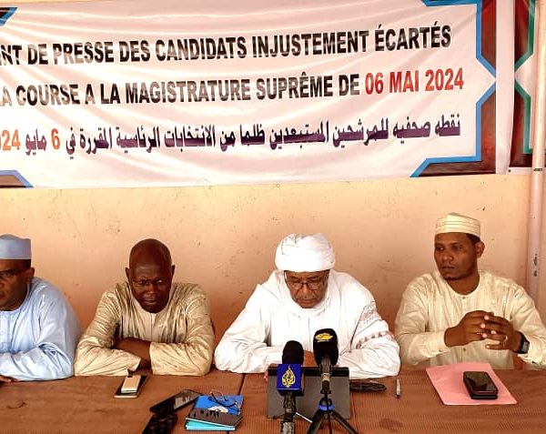 Présidentielle 2024: les 10 candidats recalés exigent « l’arrêt du processus électoral en cours »