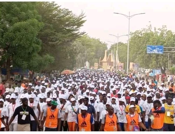 Tchad : une grande marche sportive a clos la 1ère édition du Fisma