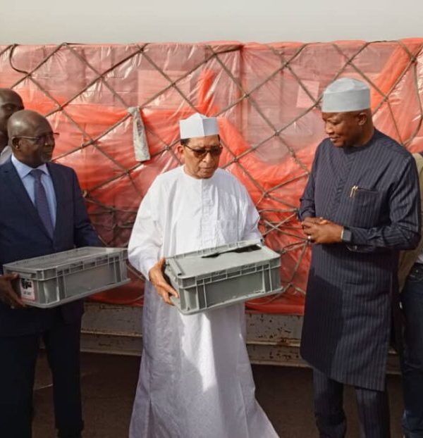 Présidentielle au Tchad : l’Ange réceptionne les kits électoraux