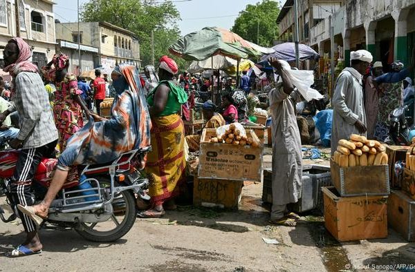 Cherté de vie : les commerçants tchadiens demandent un moratoire de 5 ans sur les frais d’assurances
