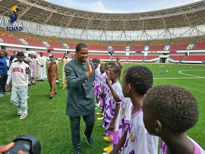 Samuel Eto’o a visité le stade de Mandjafa 1