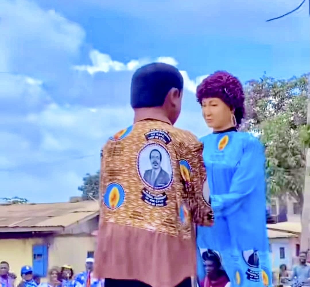 Cameroun : une campagne présidentielle animée… par des marionnettes géantes 1