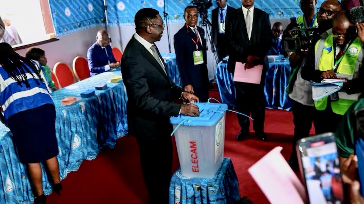 Les Camerounais aux urnes pour la présidentielle 1