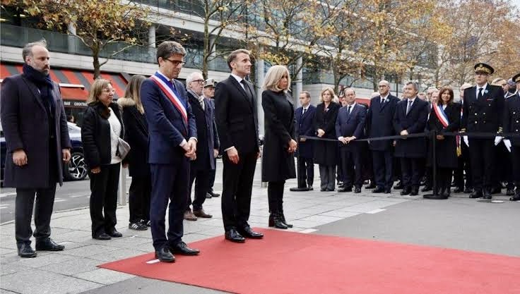 13 novembre 2015 : Dix ans après, la France se recueille en hommage aux victimes 1