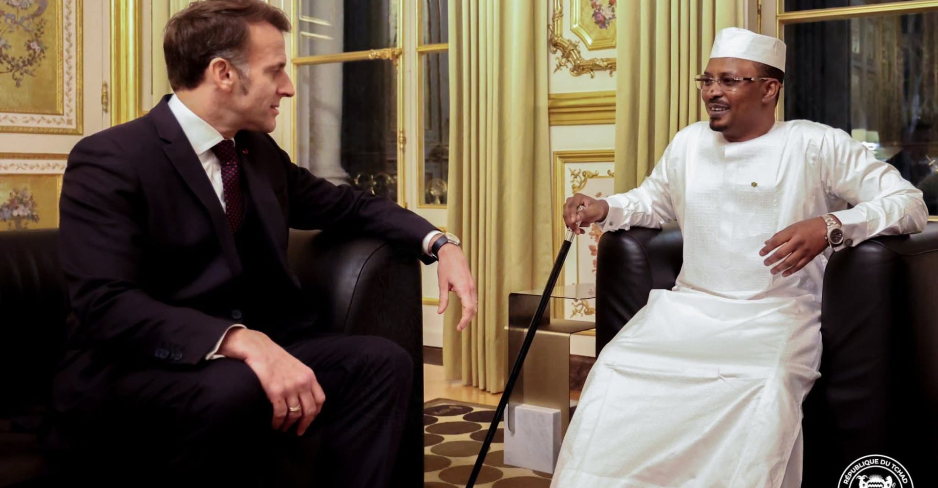 Mahamat Deby et Emmanuel Macron : un huis clos sanctionné par un communiqué conjoint 1