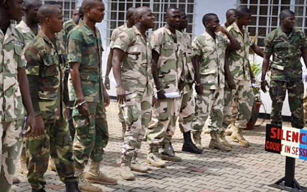 Nigeria : L&rsquo;armée confirme un projet de putsch et traduit 16 officiers en justice