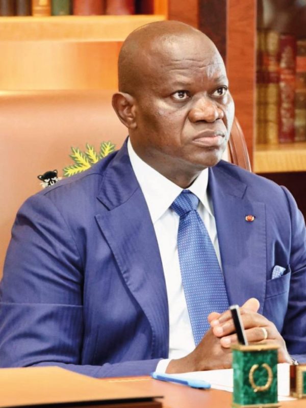 Gabon : suspension des réseaux sociaux