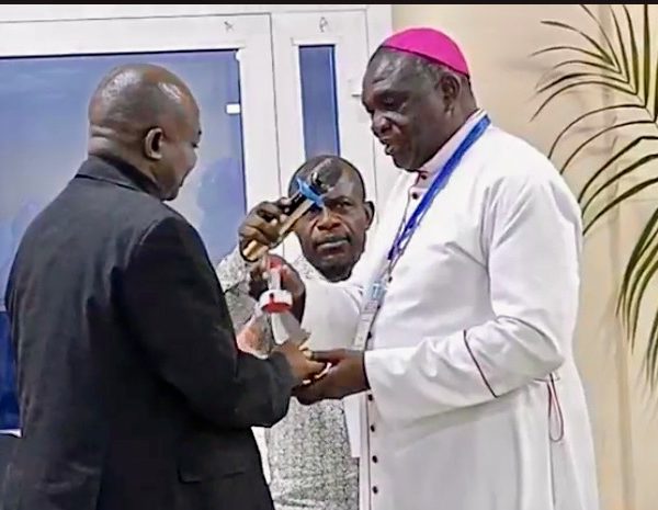 Clôture de la XIIIᵉ Assemblée Plénière de l’ACERAC : Mgr Appora-Ngalanibé prend les rênes
