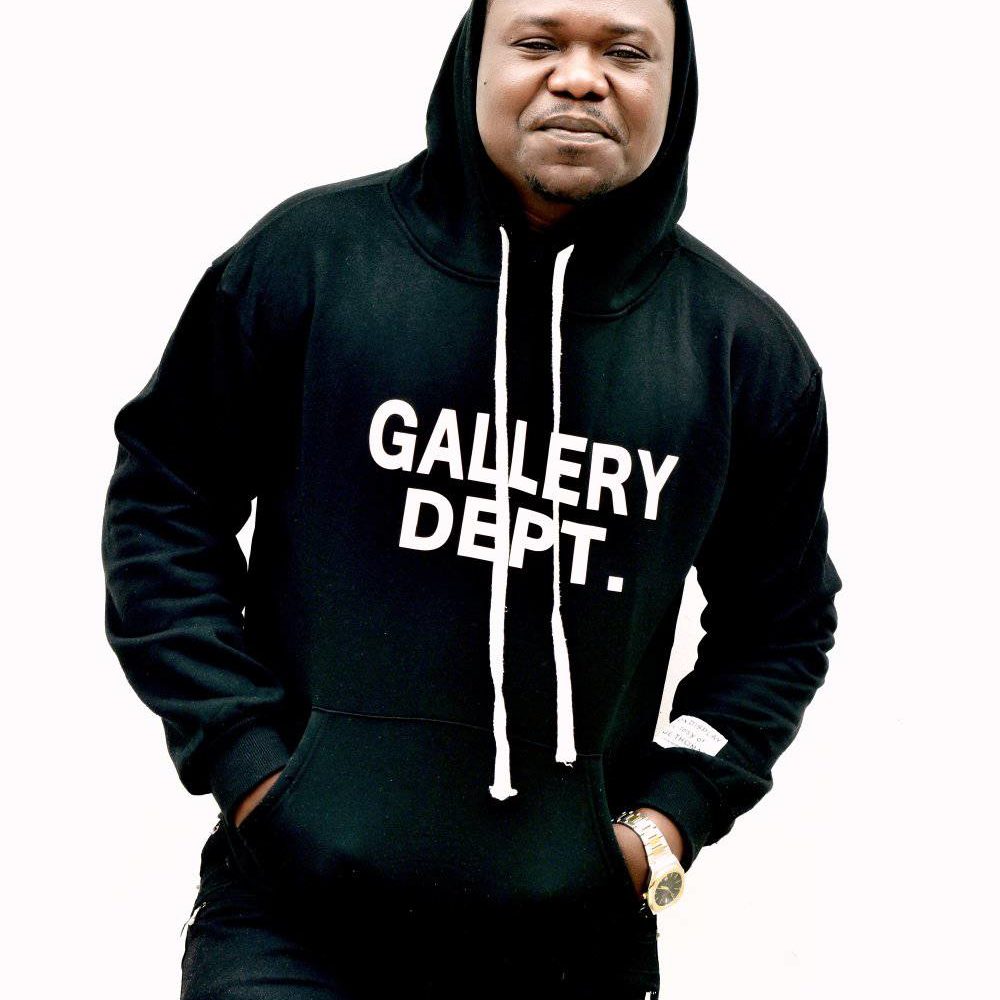 L’artiste tchadien M’RES représente le Tchad au FISCO à Lubumbashi 1