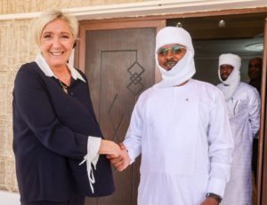 Marine Le Pen condamnée à un an ferme sous bracelet 2 Marine Le pen et Mahamat Idriss Deby