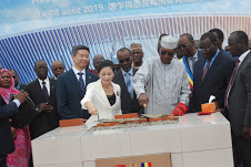 Déby lance la construction du « stade du 8 août » 1