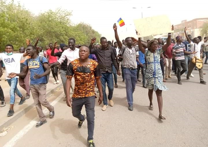 Les étudiants de l'Université de N'Djaména de nouveau dans la rue pour exiger plus de bus 1