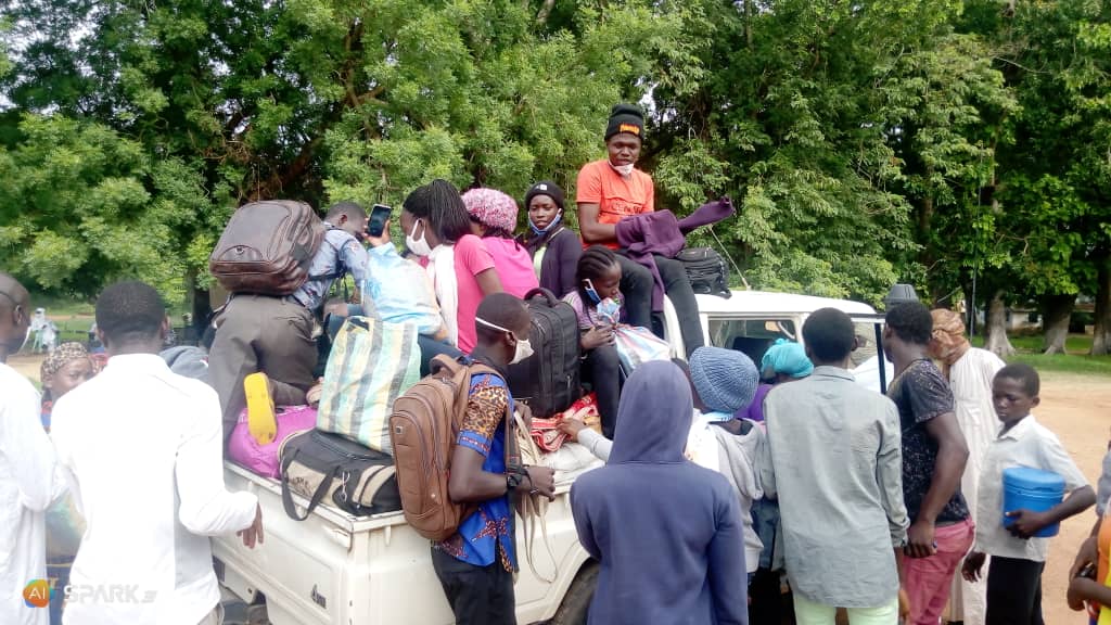 54 étudiants quittent Goré en direction du Cameroun 1