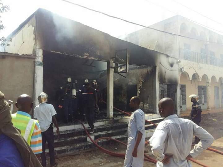 Le Bar Black & White de Kabalaye ravagé par un incendie 1