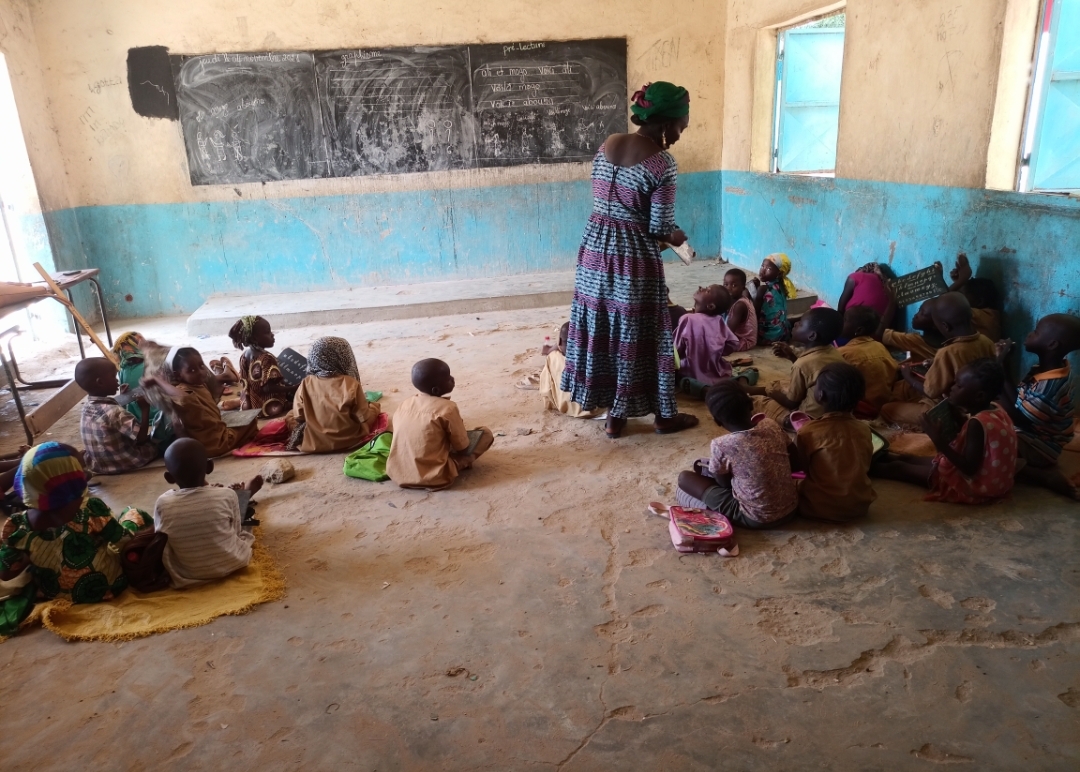 Les élèves des écoles publiques étudient dans des conditions insalubres 1