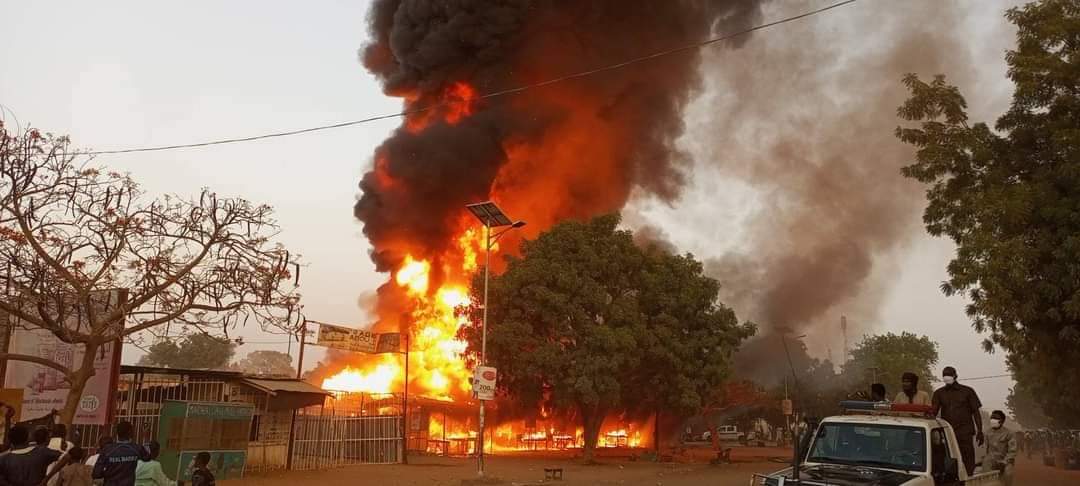 Le grand marché de Sarh en feu 1