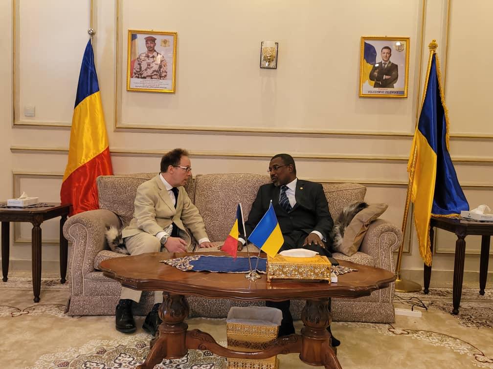 L'ambassade du Royaume Uni apporte son soutien au consulat d'Ukraine au Tchad 1