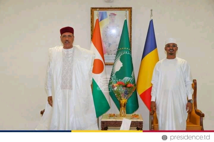 Le président nigérien est à Ndjamena 1