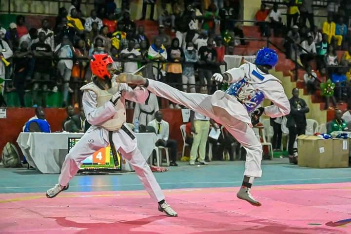 Bétel Casimir gagne son premier combat au Rwanda 1