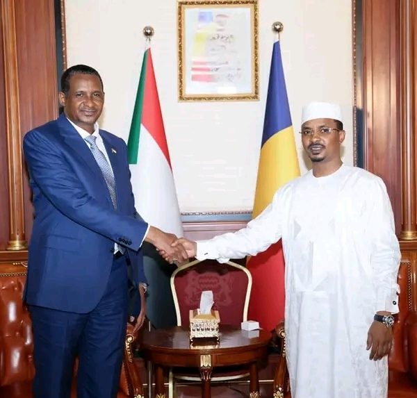 Mohamed Hamdan Dagolo en visite de travail au Tchad