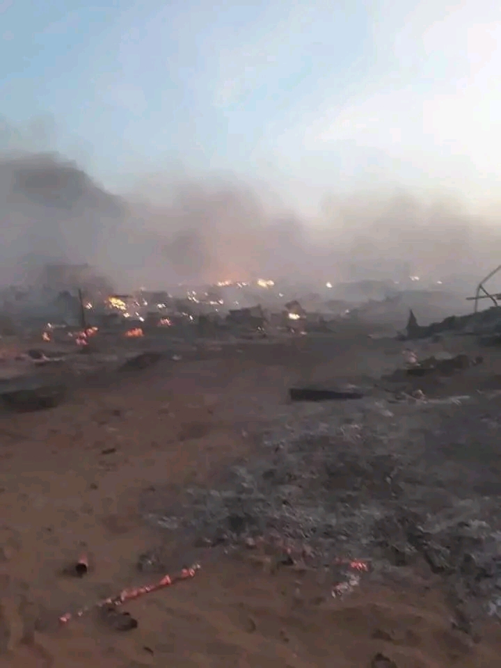 De dizaines de morts et des cases brûlées à Léo Mbaya 1