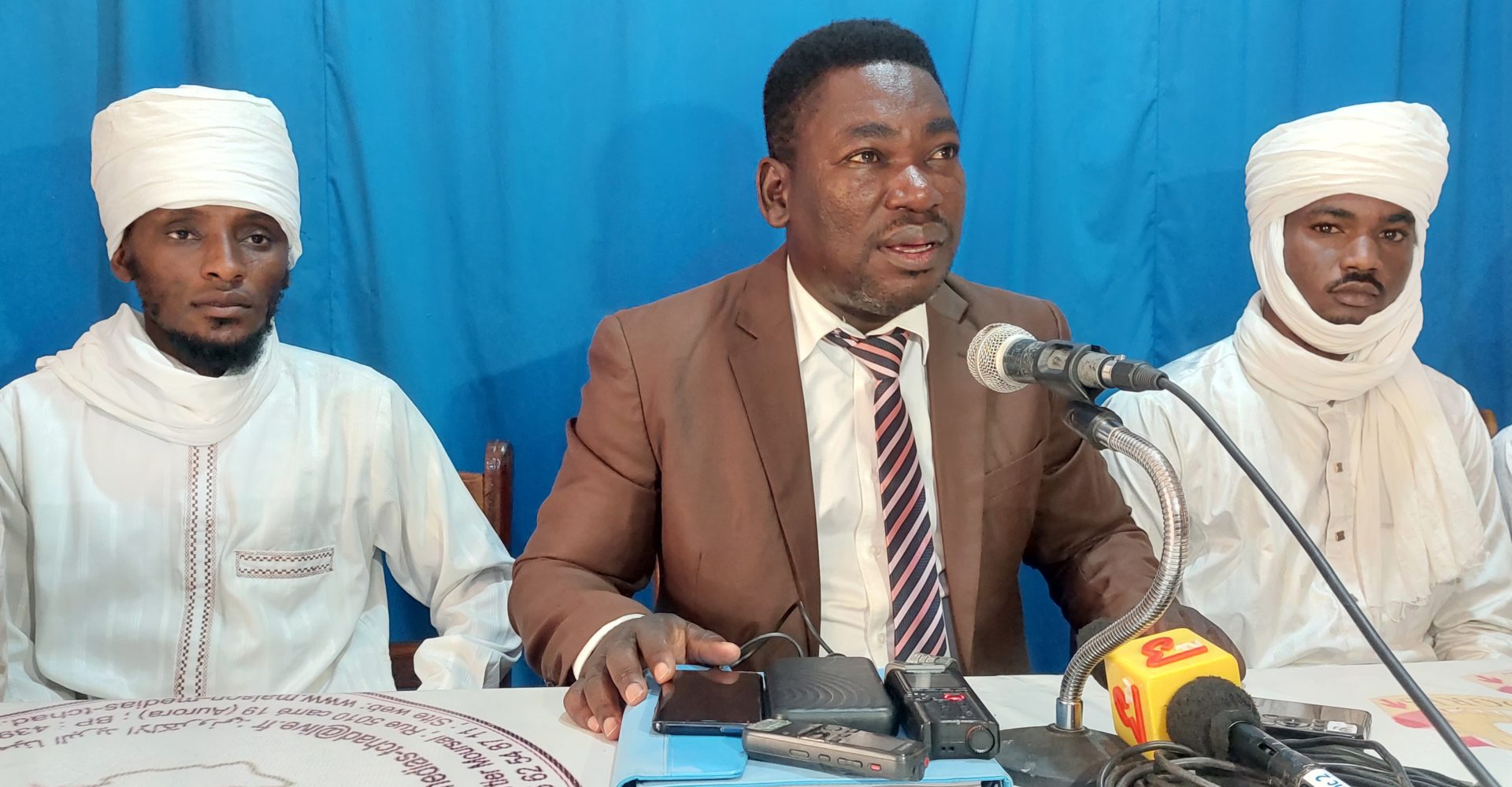 « L'Etat doit choisir entre un individu et toute une communauté »: Me Alain Kagombé 1