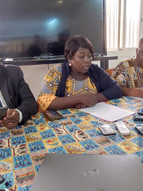 Les Adh posent des conditions et menacent de se retirer du dialogue