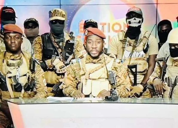 Dissolution du gouvernement au Burkina Faso