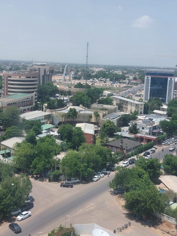 Le couvre-feu est prorogé de 24h à  5h  à N’Djamena