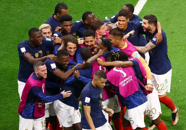 La France affrontera l'Argentine en finale 1