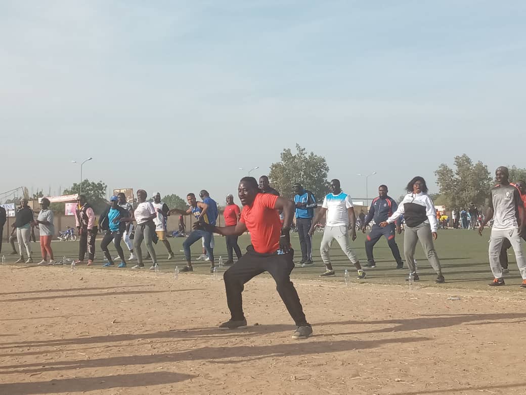 Le goupe Mercato footing organise une mini marche sportive 1