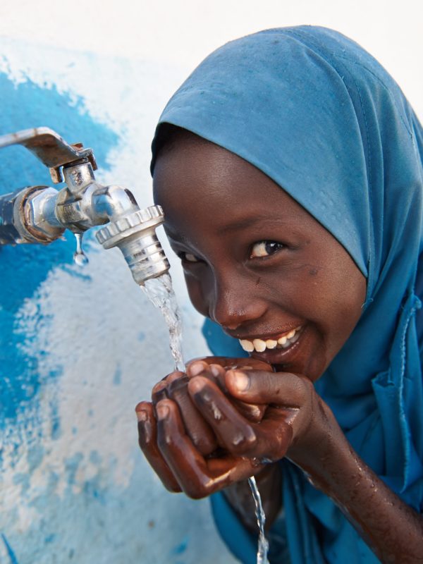 « Des crises liées à l’eau font peser une triple menace sur la vie de 190 millions d’enfants », alerte l’Unicef