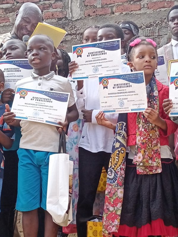 Le complexe N’Djaména English International SChool célèbre la réussite de ses élèves