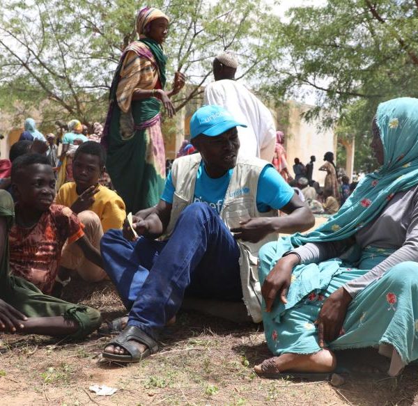 L’Unicef a besoin de 25 millions de dollars US pour apporter une aide humanitaire à plus de 100 000 enfants fuyant le conflit au Soudan 